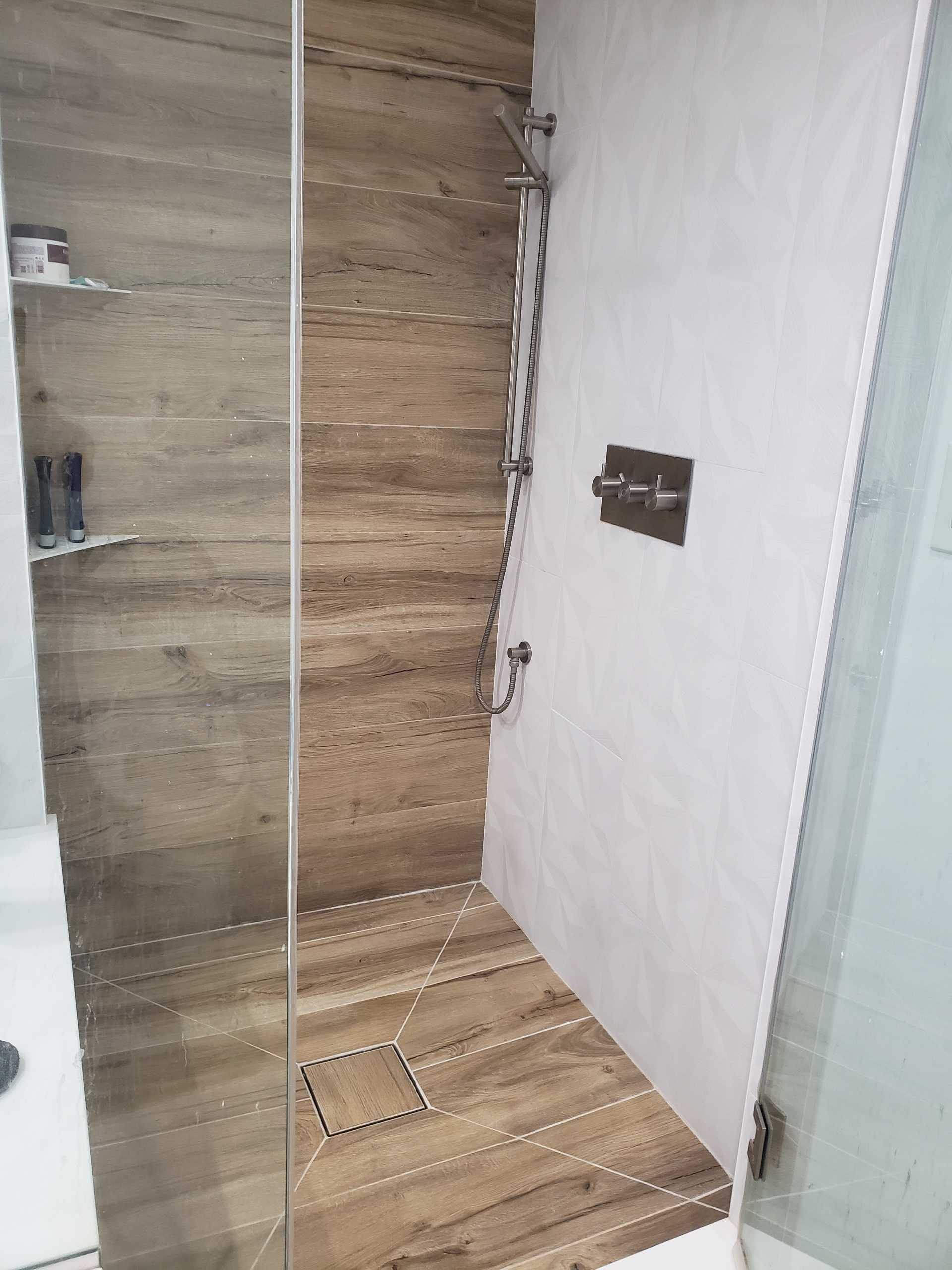 Bathroom Renovation photo 3